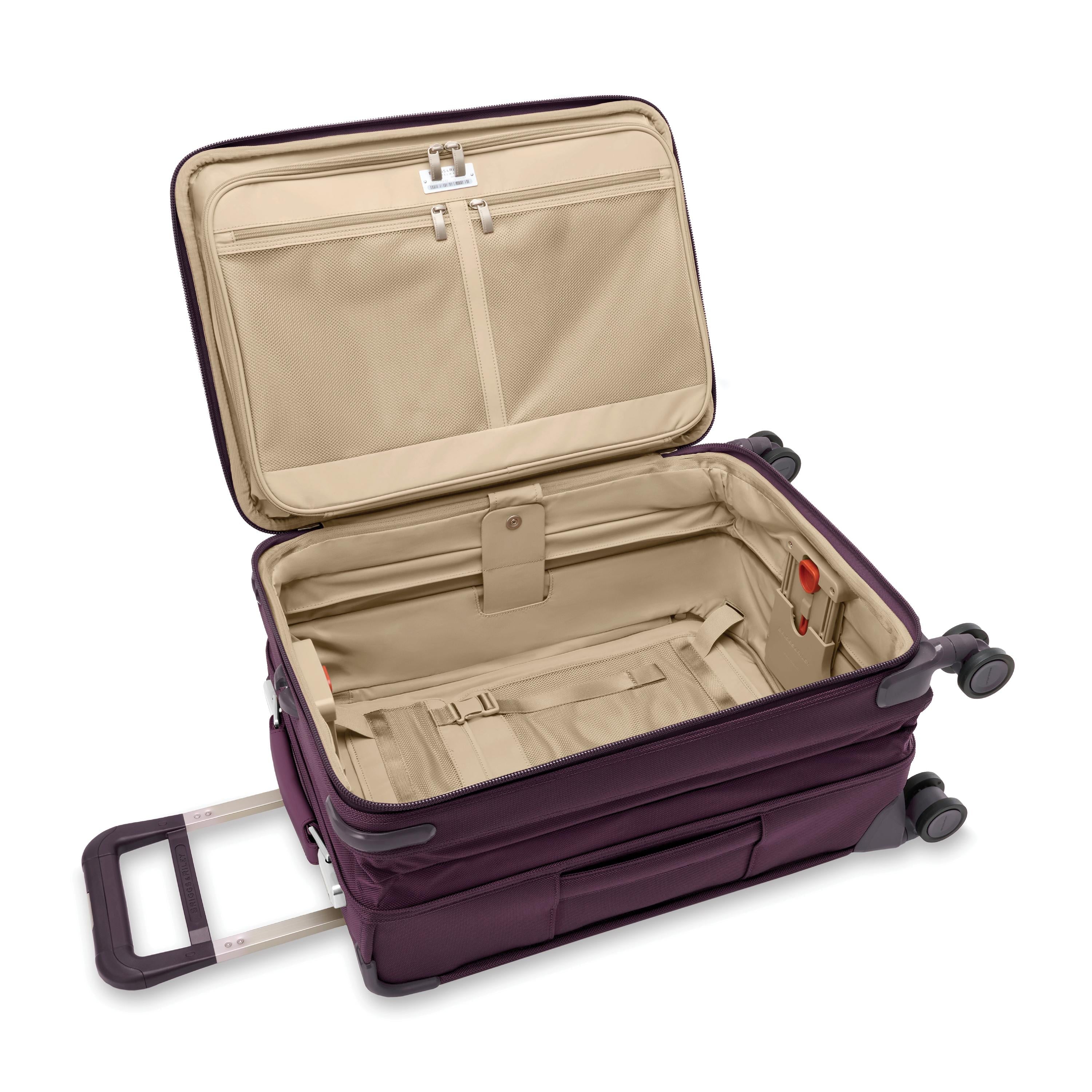 Baseline Essential Carry-On Spinner #colour_plum