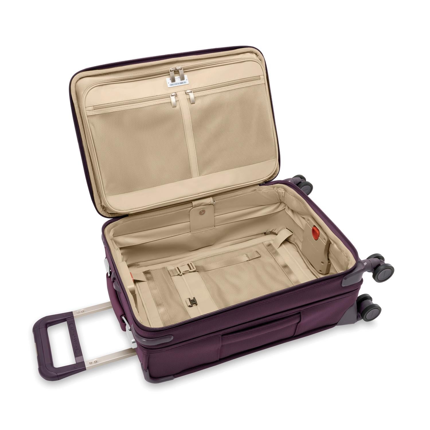 Baseline Essential Carry-On Spinner #colour_plum