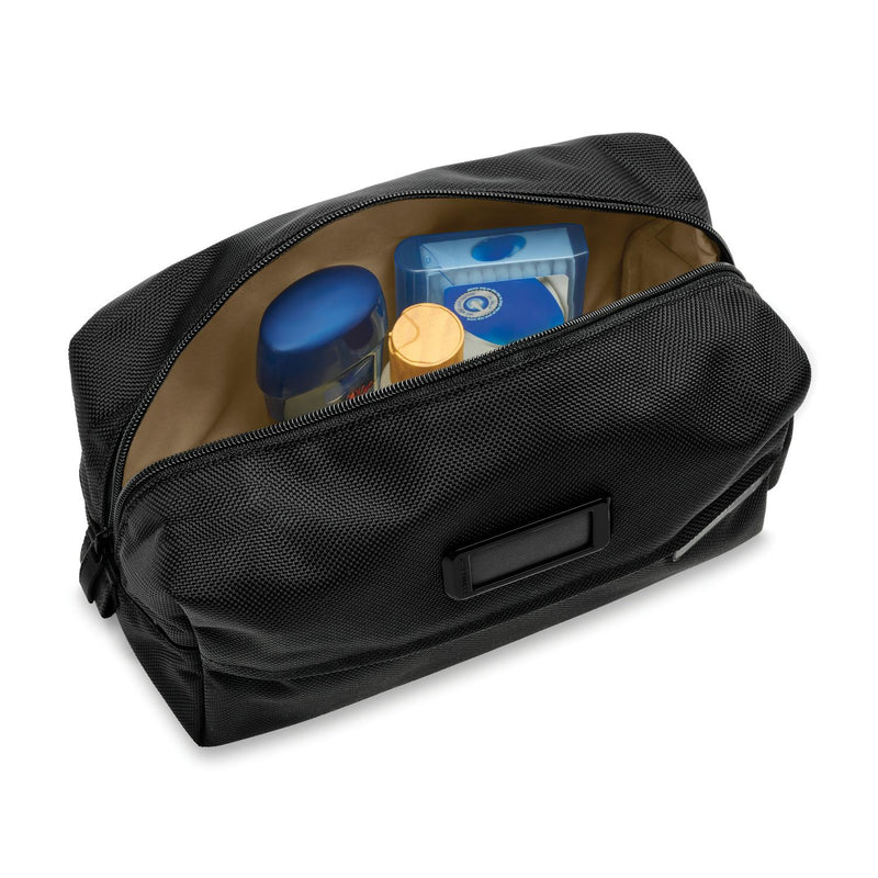 Briggs and Riley Everyday Essentials Kit front view