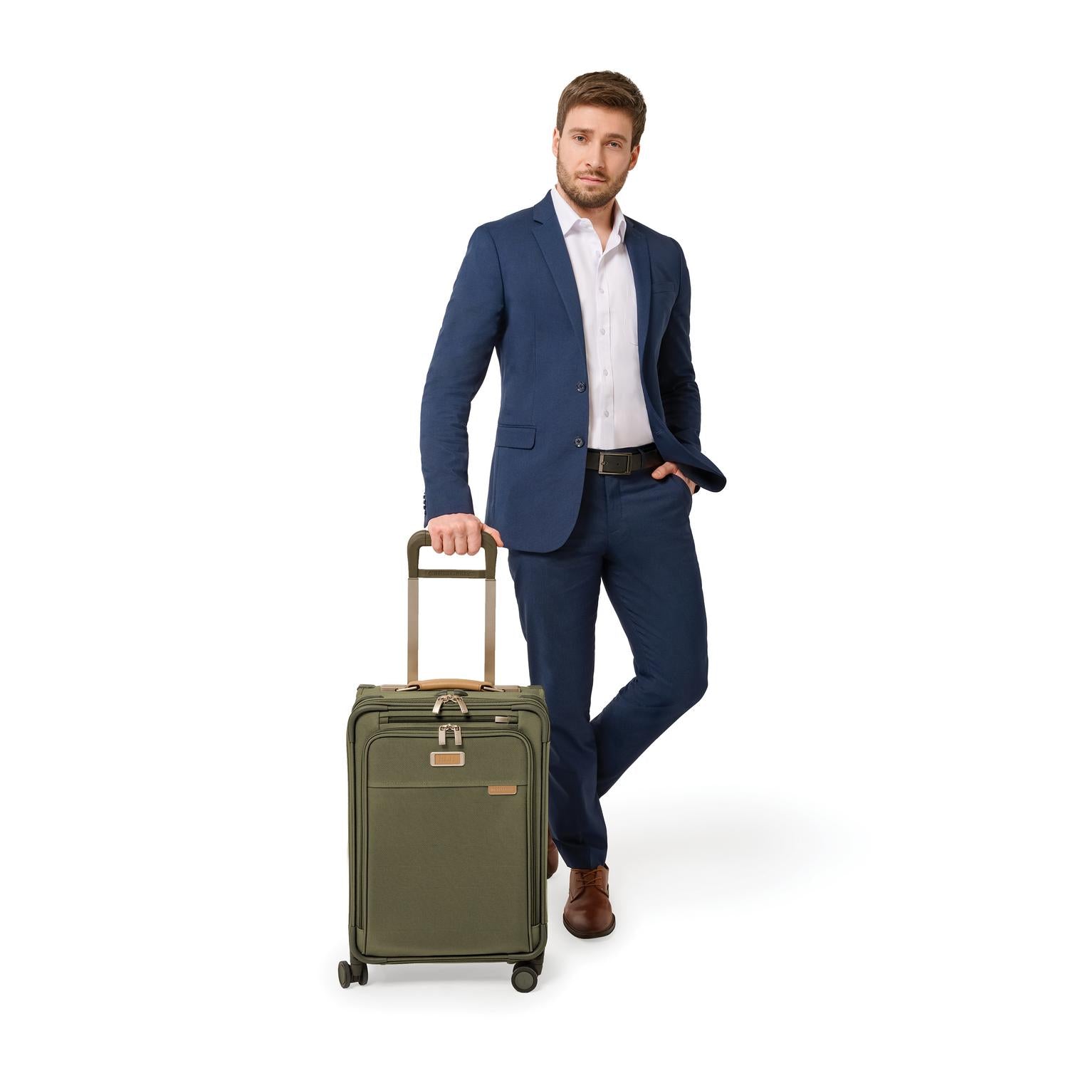 Briggs and Riley Essential Carry-On Spinner #colour_olive