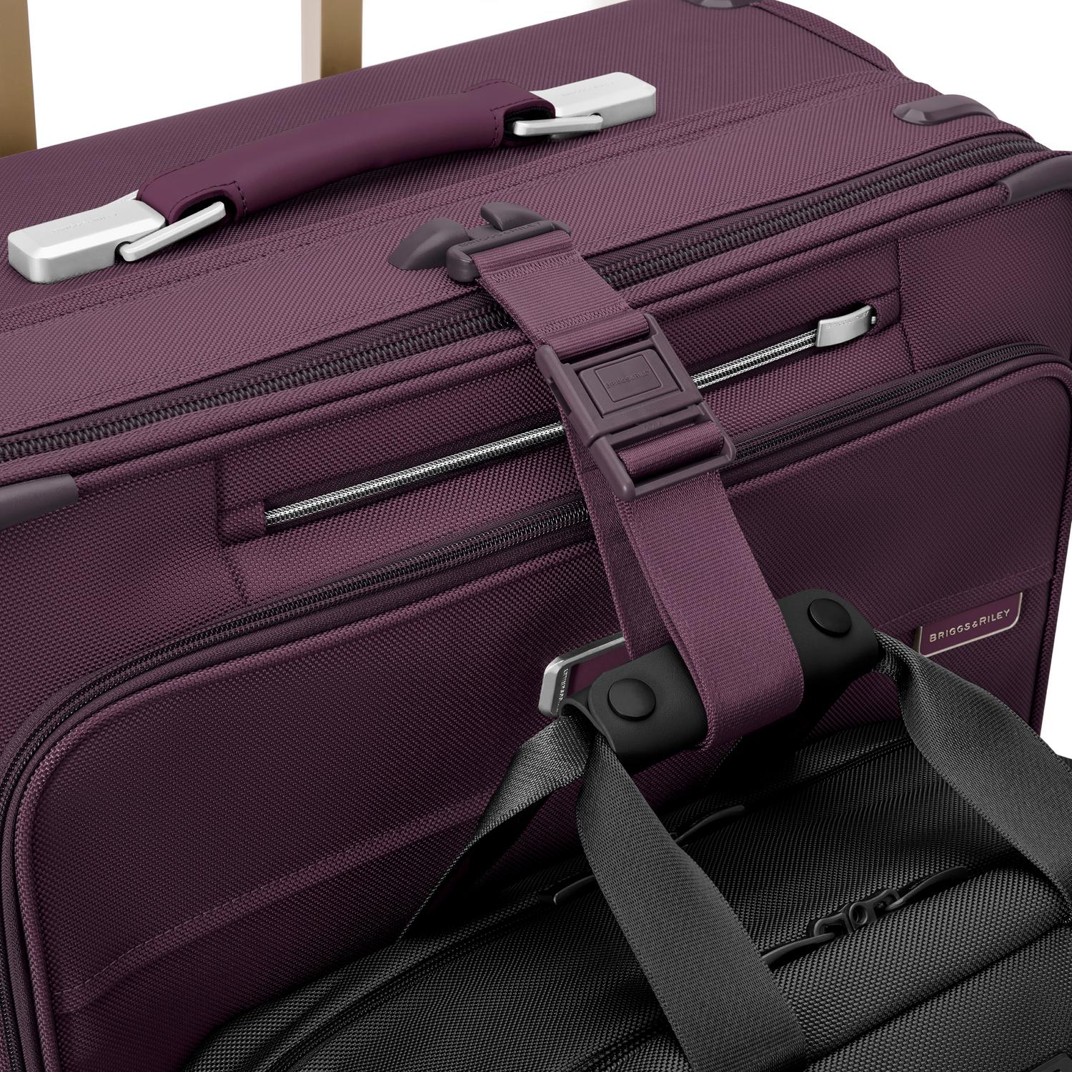 Baseline Essential Carry-On Spinner #colour_plum