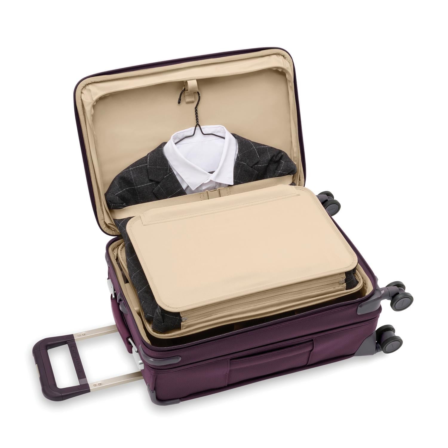 Baseline Essential Carry-On Spinner #colour_plum