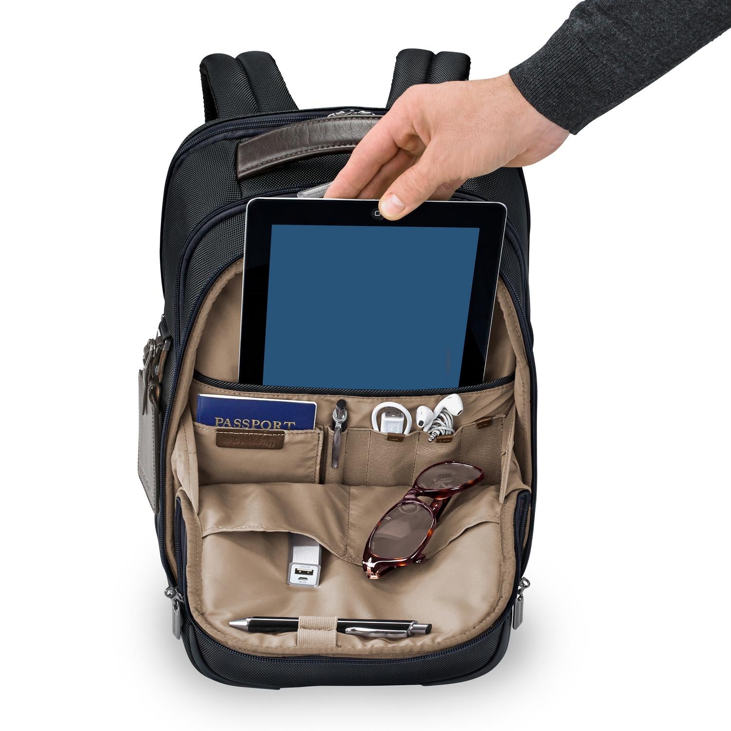 Medium Backpack #colour_black