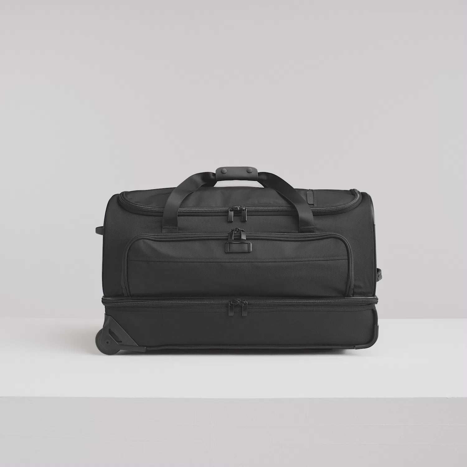 Medium 2-WHeel Duffle Bag #colour_black
